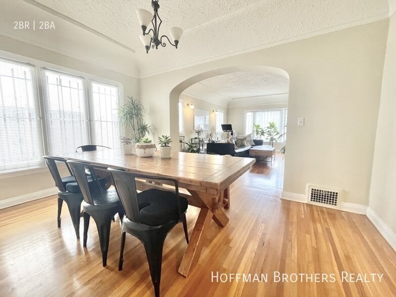 Building Photo - 606 N Spaulding Ave