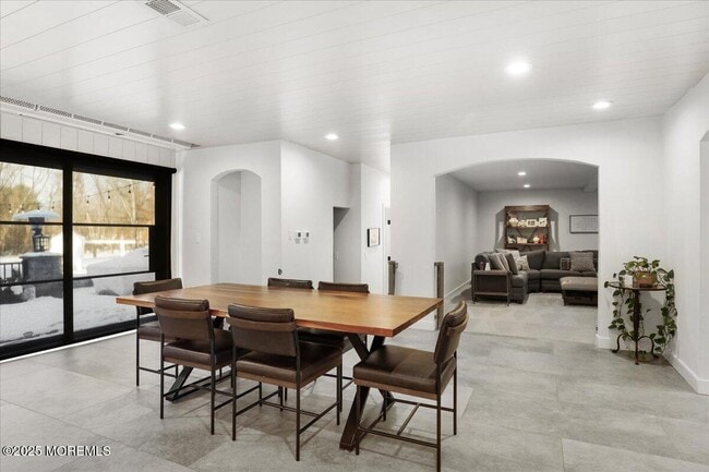 Building Photo - 0 Carriage Hill Dr