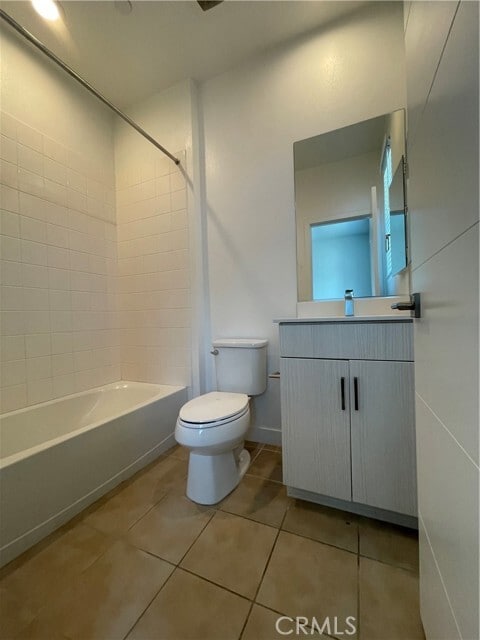 Building Photo - 2836 Tyler Ave