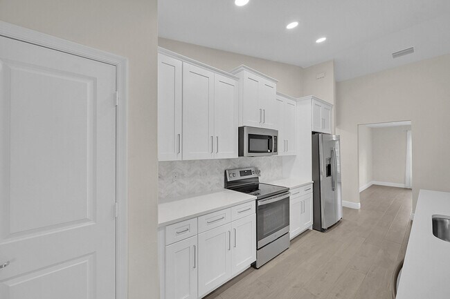 Building Photo - 16440 81st Ln N