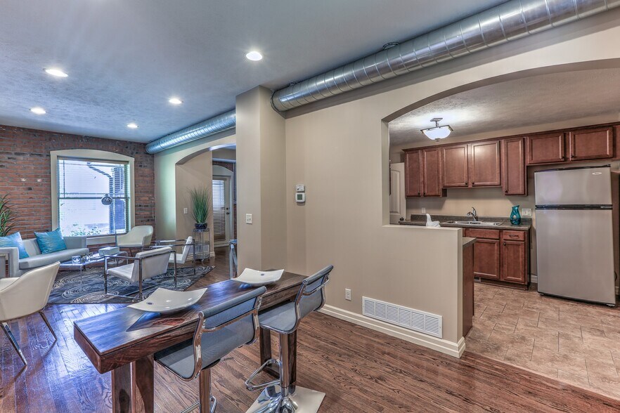 Urban Village Midtown 3009 Harney St Omaha NE 68131 Apartment Finder