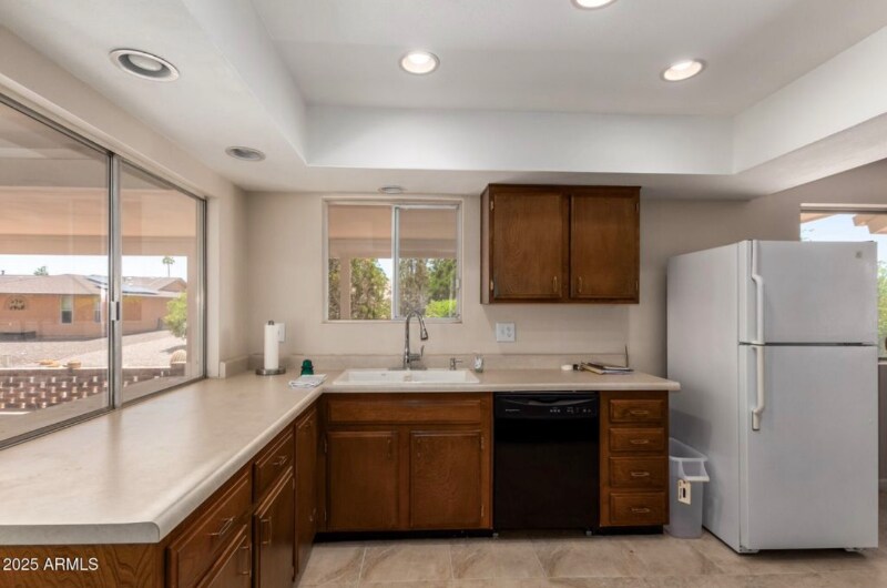 Building Photo - 10325 W Cameo Dr