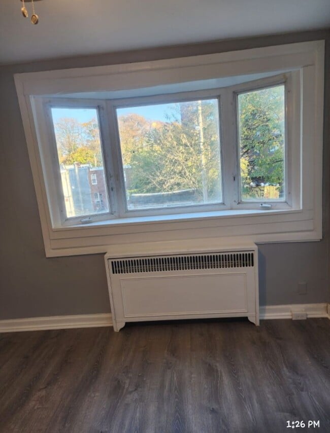 Building Photo - 4 bedroom 2.5 baths Coming Soon!