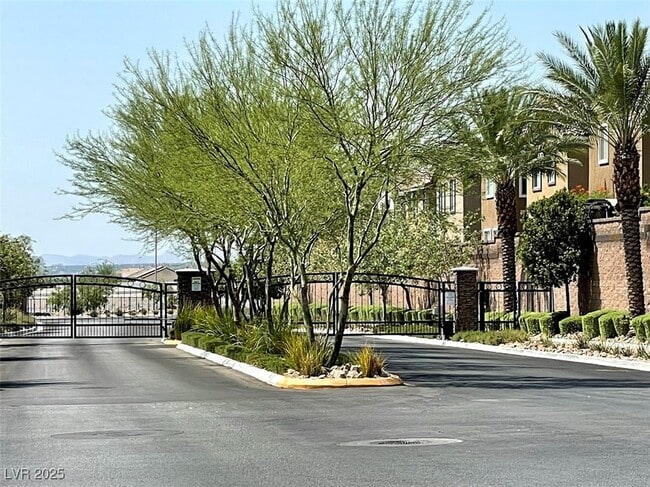 Building Photo - 6625 Rocky Reef St