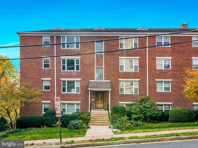 Primary Photo - 1400 12th St N