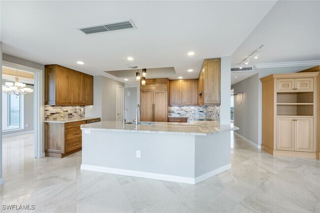 Building Photo - 4801 Bonita Bay Blvd