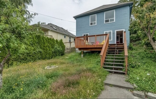 Building Photo - Charming 3 bed 1.5 bath available in Bellingham!