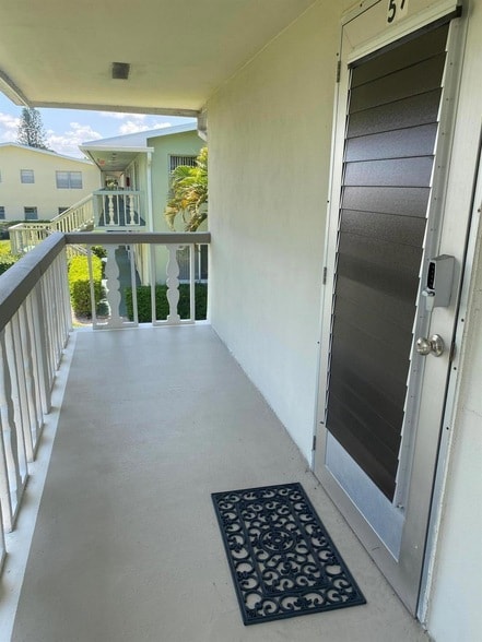 Building Photo - 57 Dorchester E