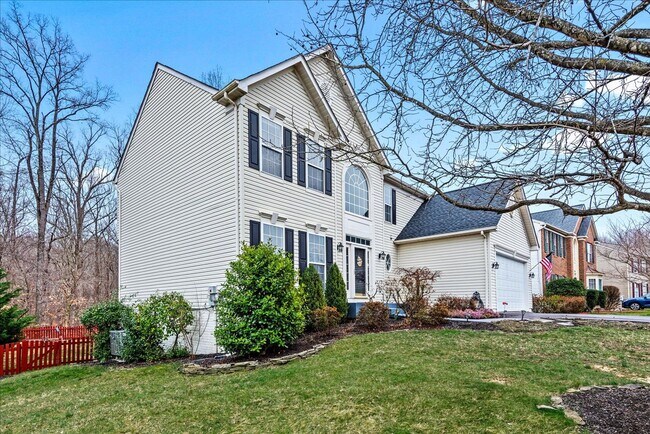Building Photo - Beautiful 5-bedroom home close to VRE, I-95, shopping and much more!