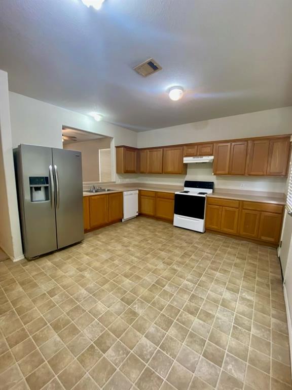 Building Photo - 16814 Libson Falls Dr