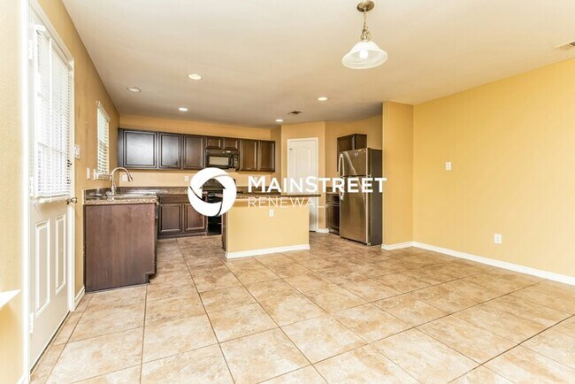 Building Photo - 3 Bedroom Pet-Friendly Home in Balch Springs, TX with Main Street Renewal