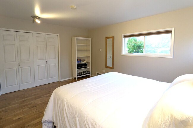 Building Photo - 3022 Federal Ave