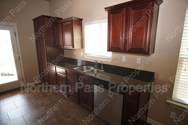 Building Photo - 3628 Grand Bahamas Dr