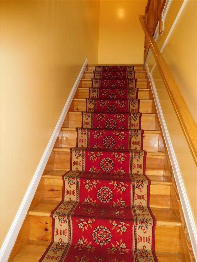 Building Photo - 27 Jewett Ave