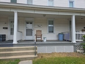 Building Photo - 23 Lurgan Ave