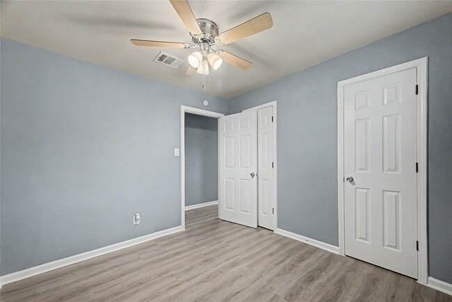 Building Photo - 6343 Maple Hill Dr
