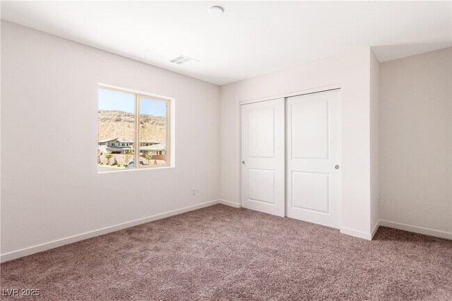 Building Photo - 9692 Jade Rise Ave