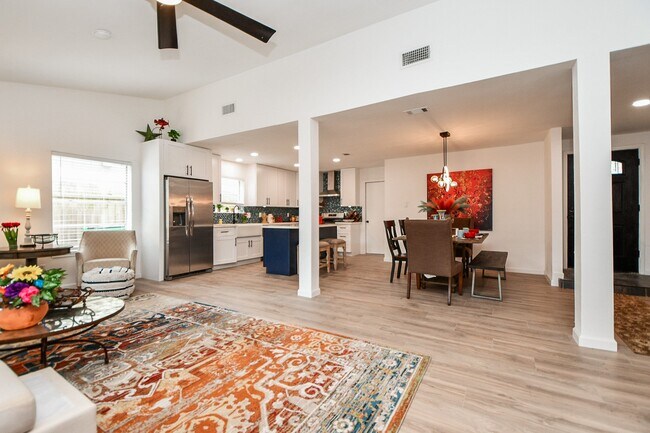 Building Photo - 23931 Pepperrell Pl St