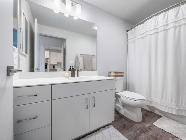 Building Photo - Modern 1-Bedroom Smart Home Condo in Ho'op...