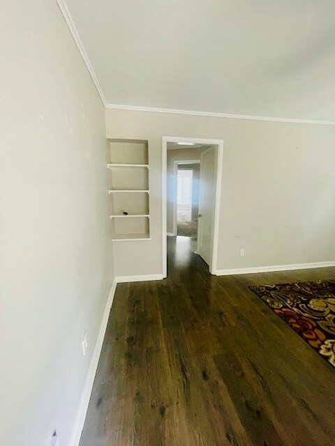 Building Photo - 24926 Hickory St