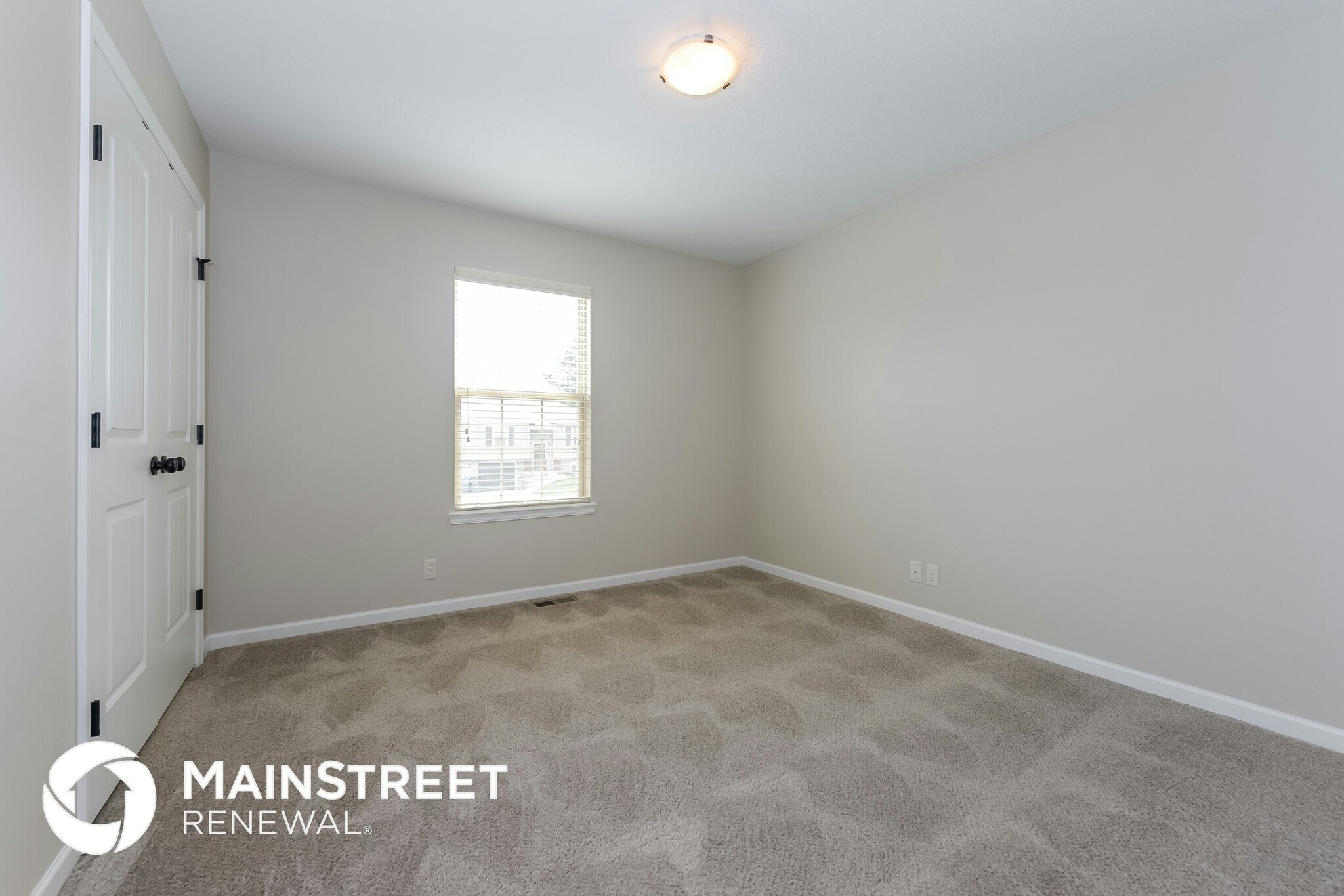 Building Photo - 409 Golfview Dr