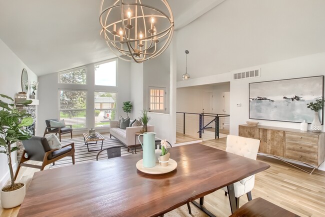 Building Photo - Remodeled 5 Bedroom Ranch in Willow Creek!