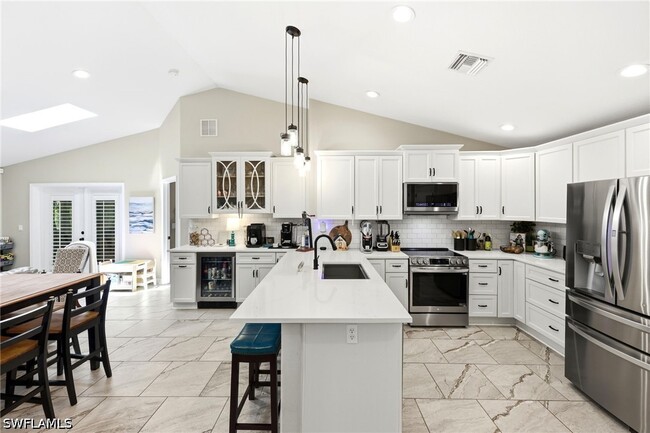 Building Photo - 6104 Waterway Bay Dr