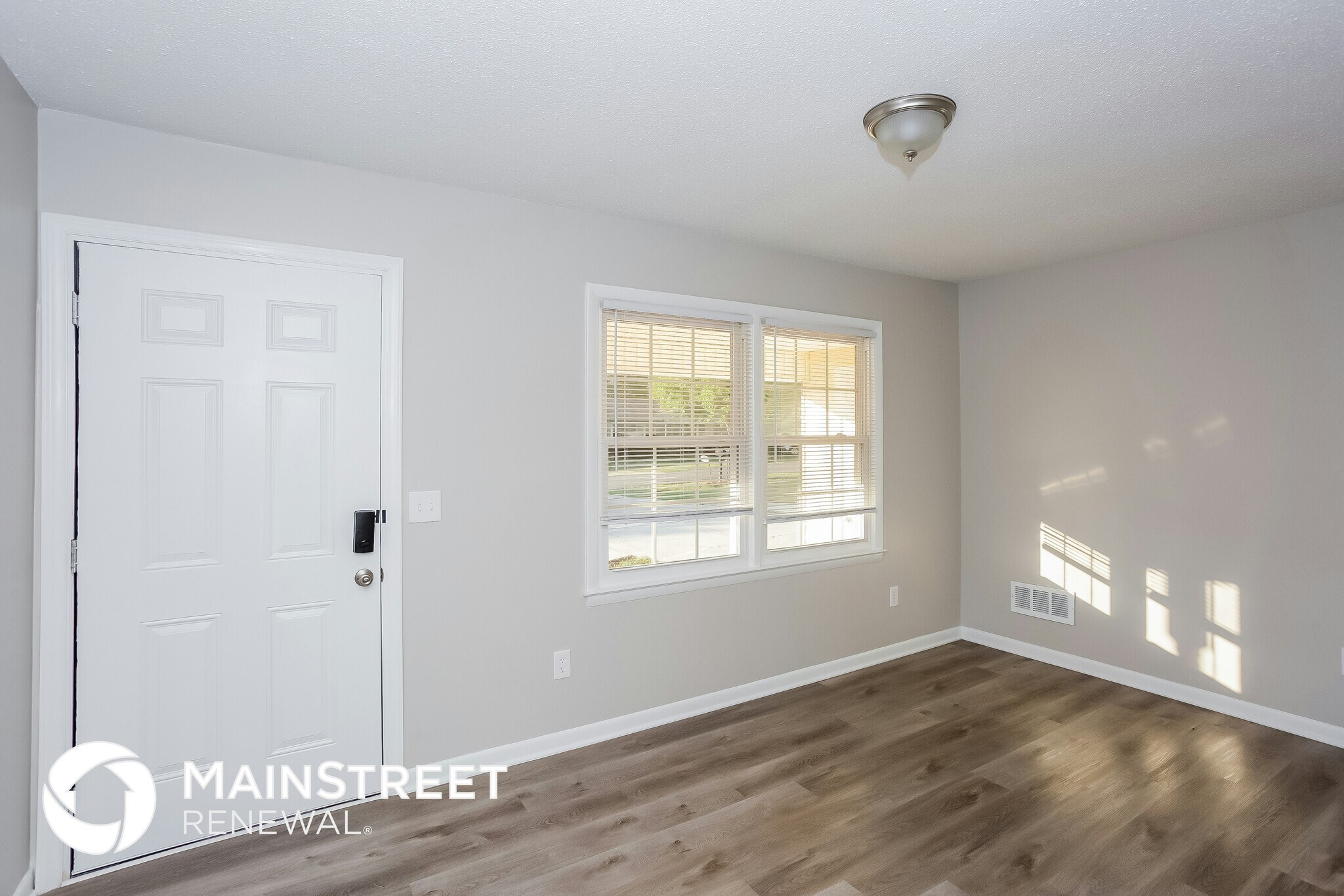 Building Photo - 2157 Sheffield Dr