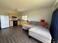 Building Photo - 1 bedroom 1 bath beachside retreat!