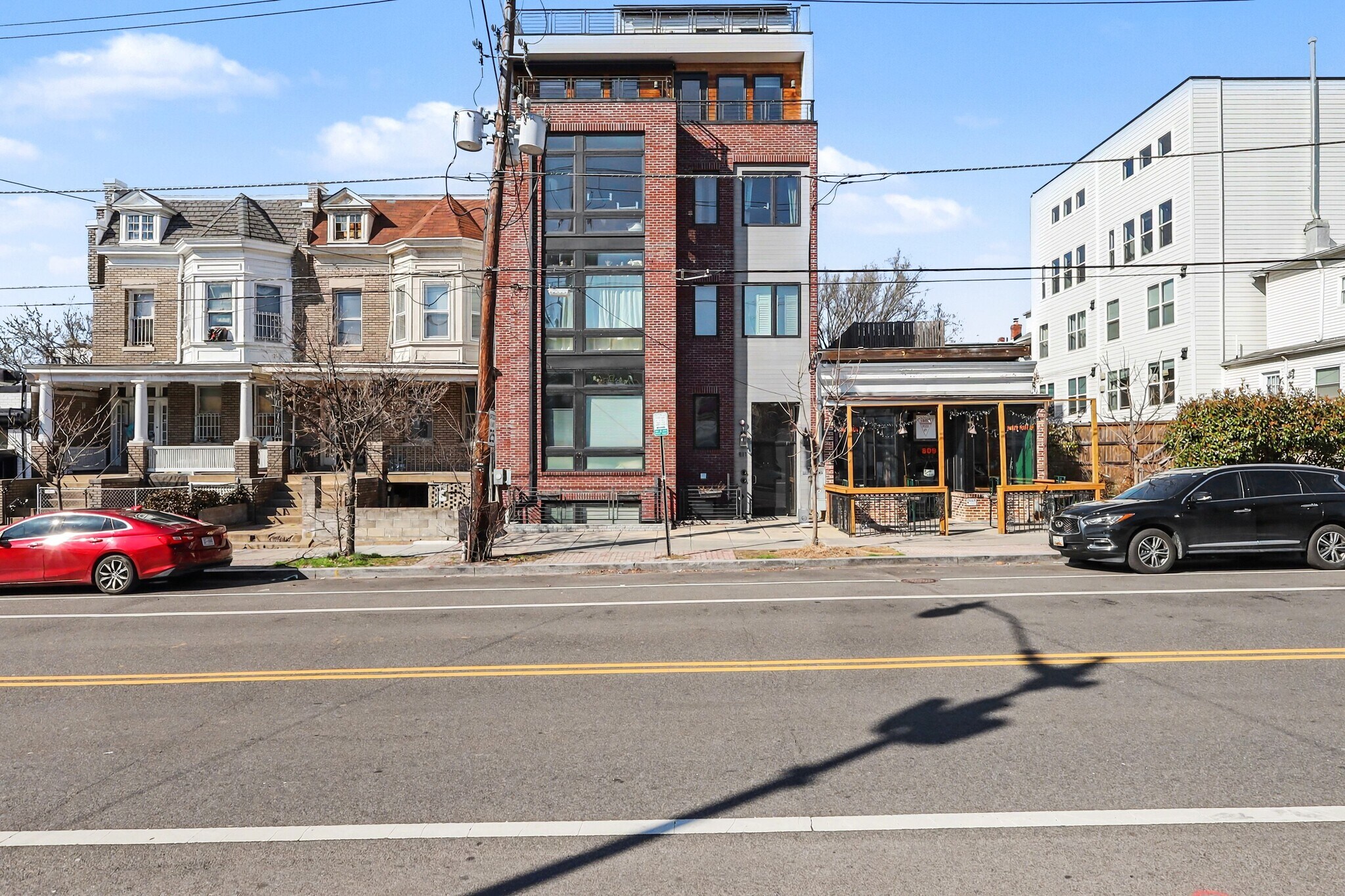 Building Photo - 811 Upshur St NW