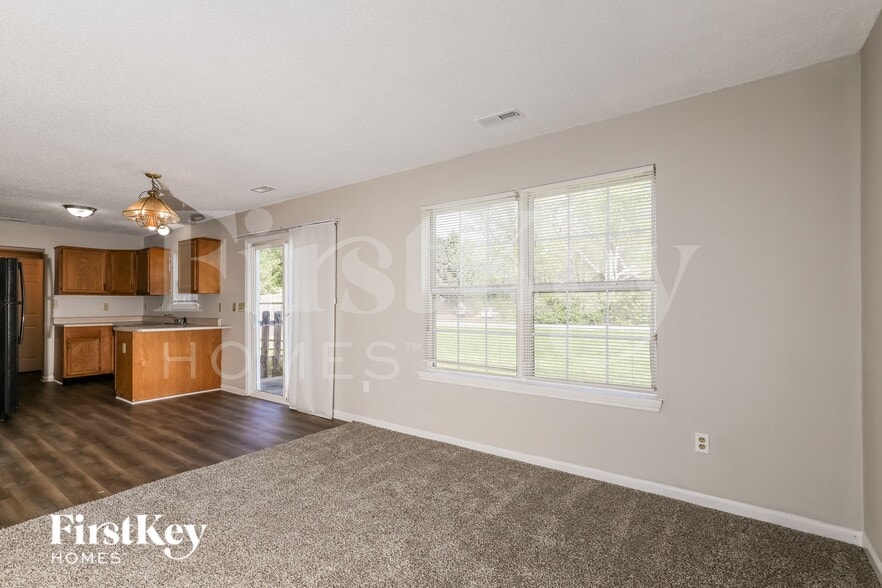 Building Photo - 8813 Brassport Cir
