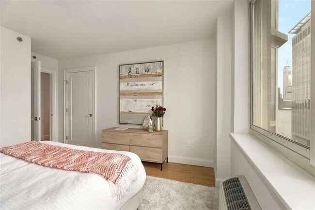 Building Photo - 20 2nd St