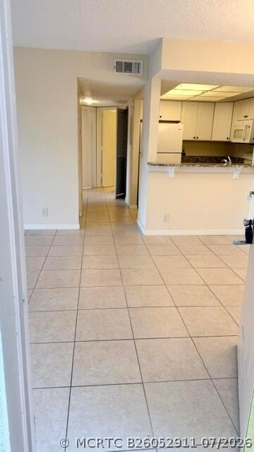 Building Photo - 1520 SE Royal Green Cir