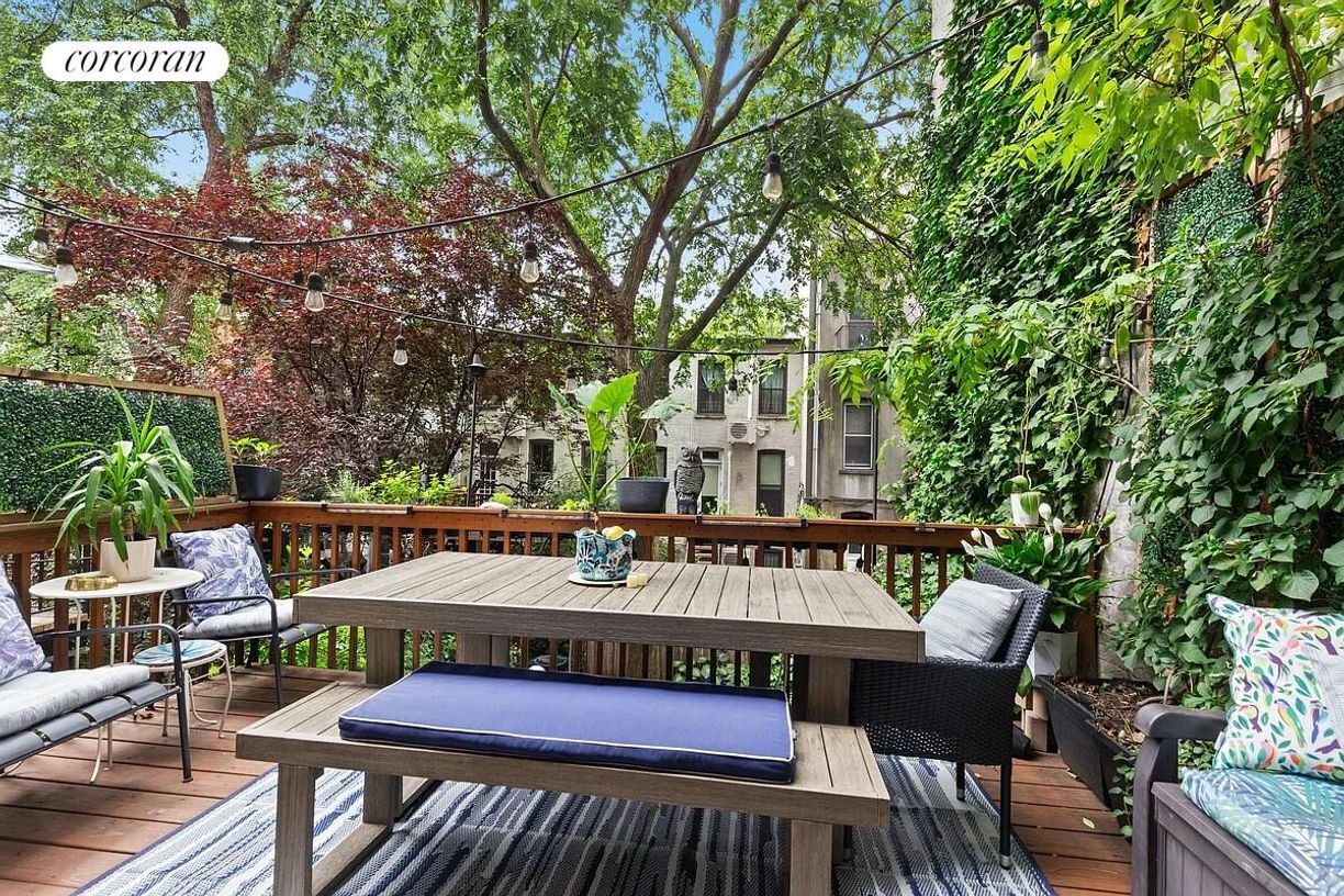 Building Photo - 416 3rd St