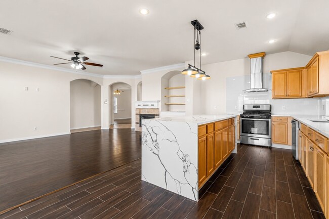 Building Photo - 2719 Riverhollow Ln