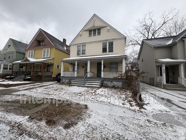 Building Photo - 632 E 101st St