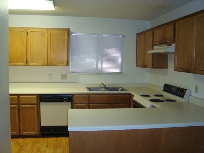 Primary Photo - Dunbar Townhomes