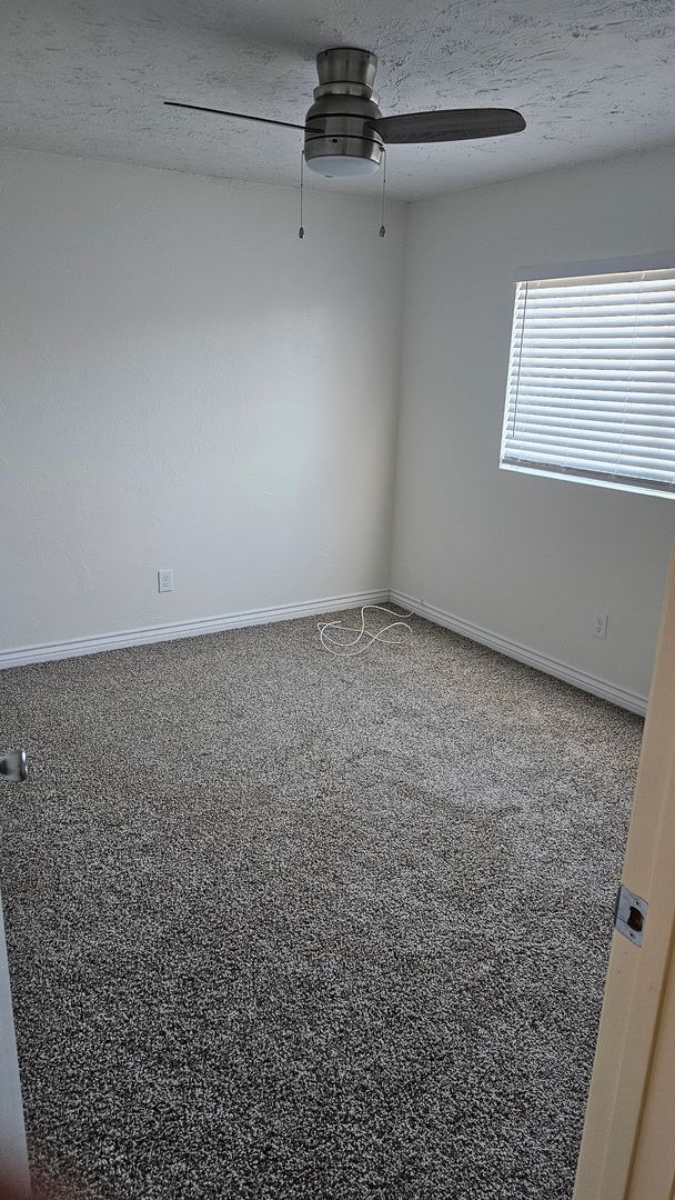 Building Photo - $3,000 - 2 Bed / 1 Bath Home in Fletcher H...