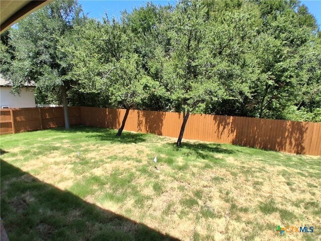 Building Photo - 9610 Taylor Renee Dr