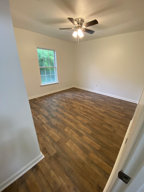Building Photo - 8233 Baudoin Rd