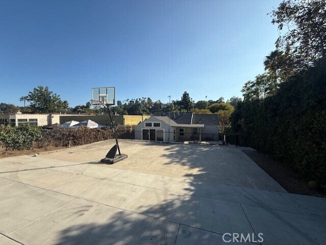 Building Photo - 2707 Locksley Pl