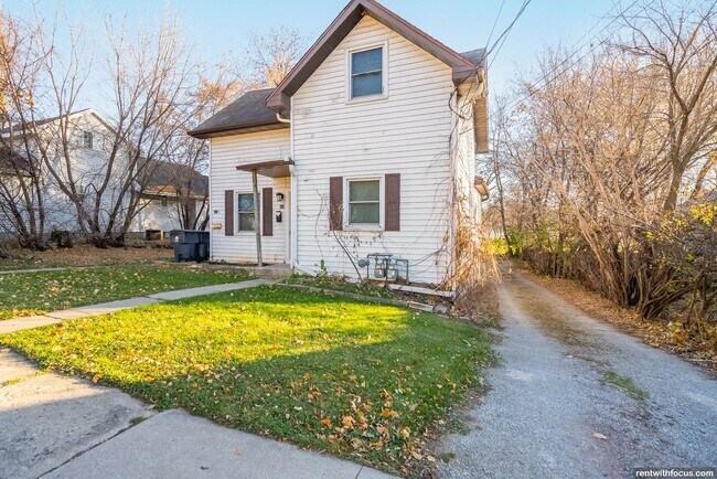 Building Photo - 416 High St