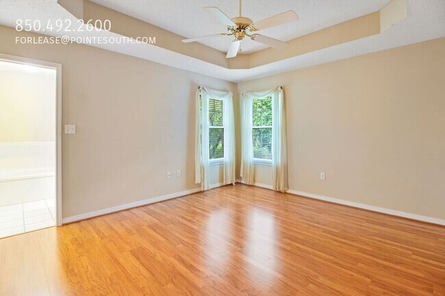 Building Photo - 366 Bay Tree Dr