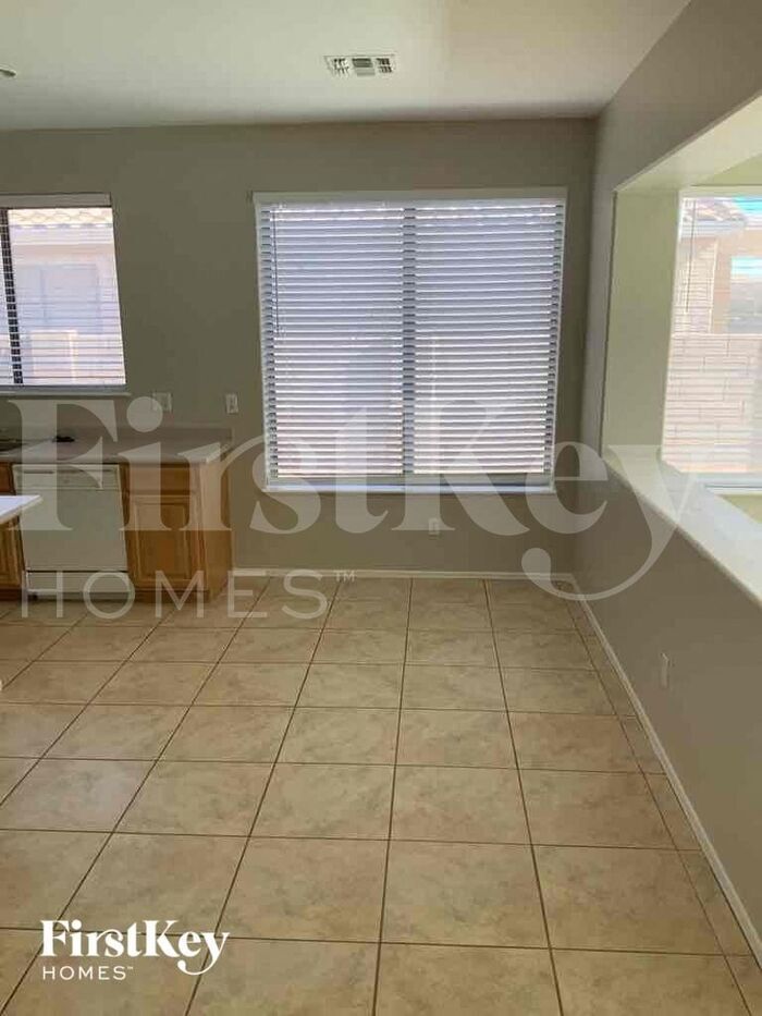 Building Photo - 12563 W Osborn Rd