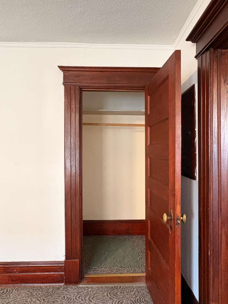 Building Photo - 331 Chestnut St