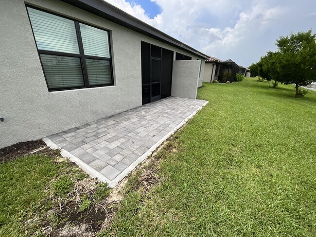 Building Photo - 14001 Pine Lodge Ln