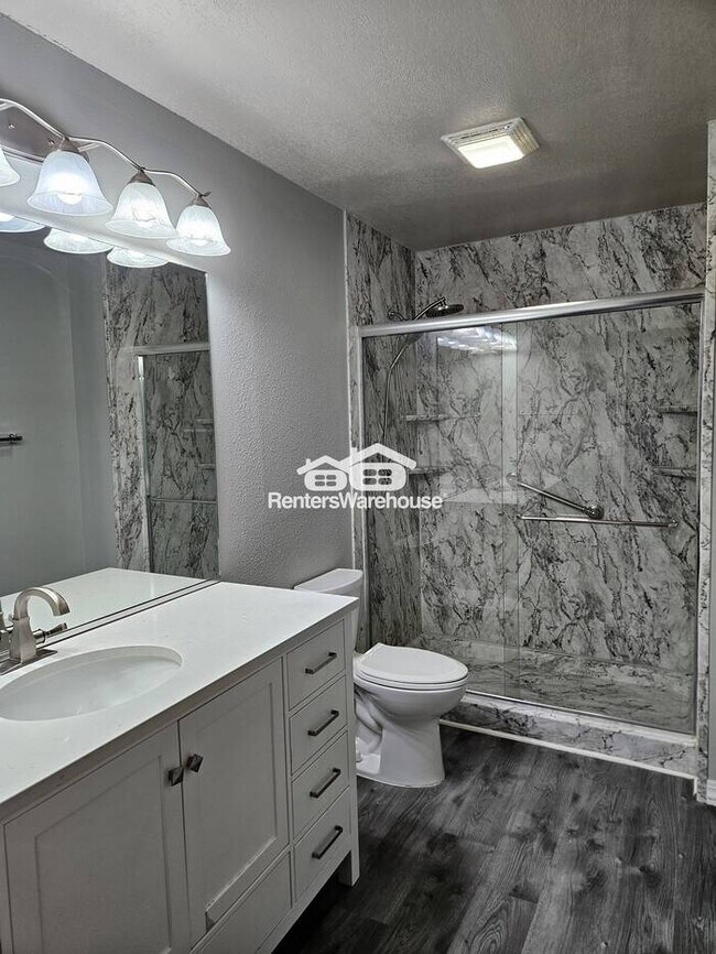 Building Photo - Ankeny 2 Story Available Soon!