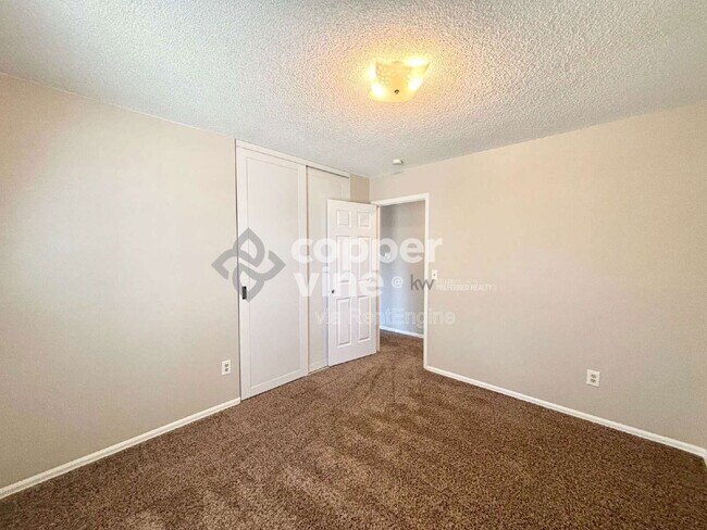 Building Photo - 1479 Taft Pl