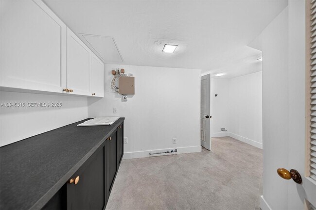 Building Photo - 8925 SW 102nd Terrace