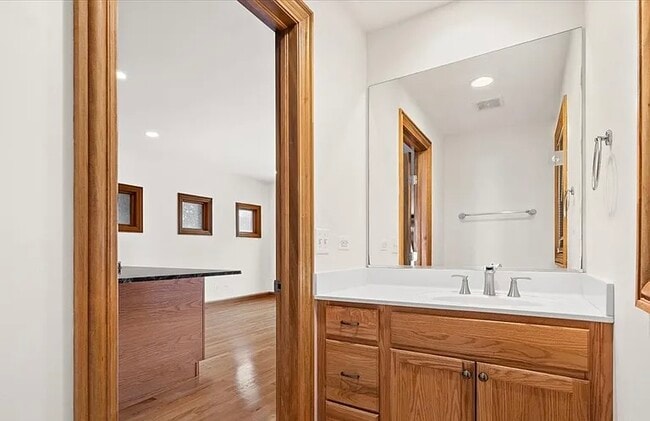 Building Photo - 5662 W Berenice Ave